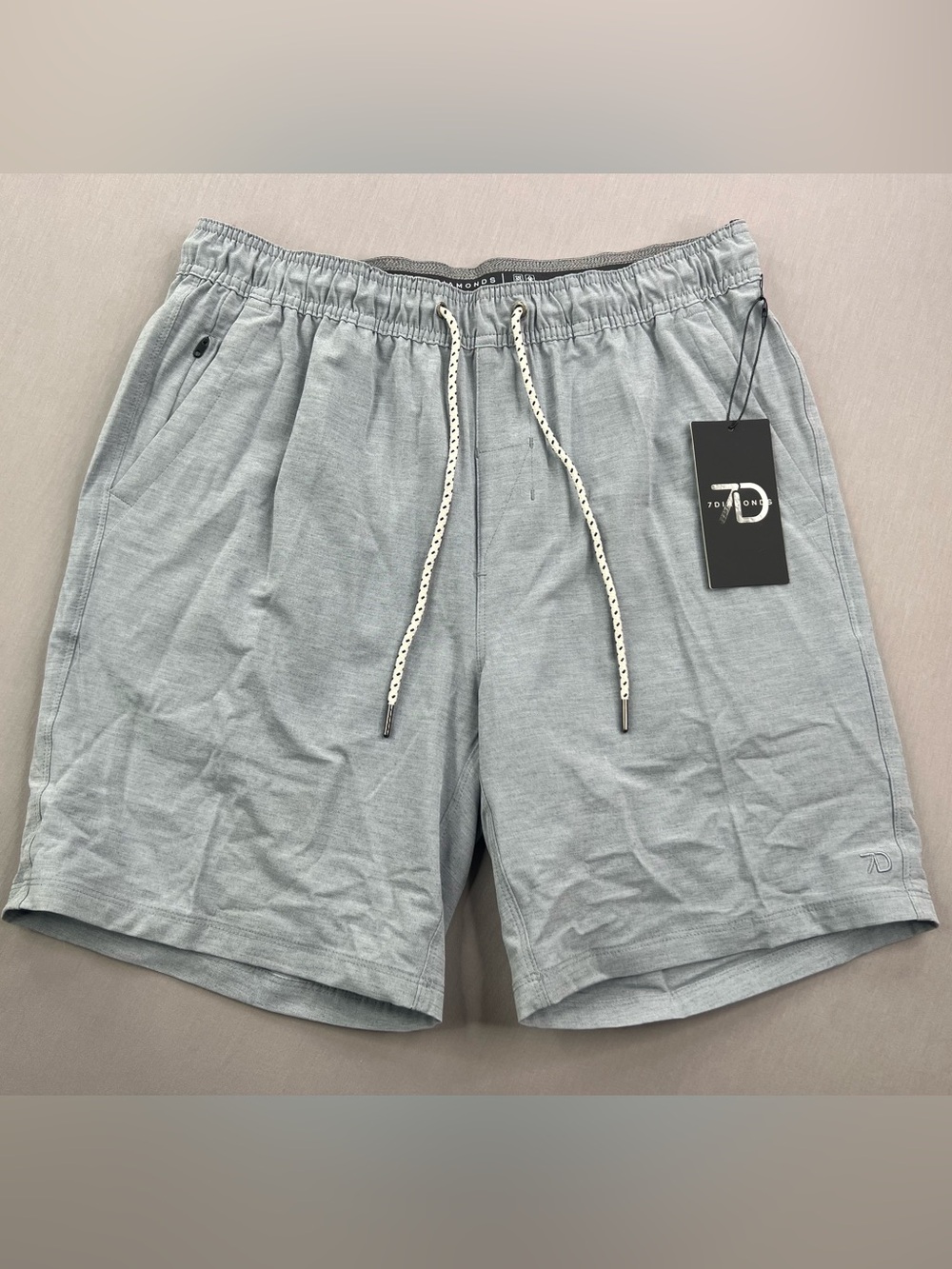 7 DIAMONDS MENS VOYAGER ATHLETIC SHORTS